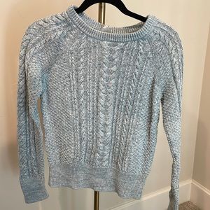 Gap sweater